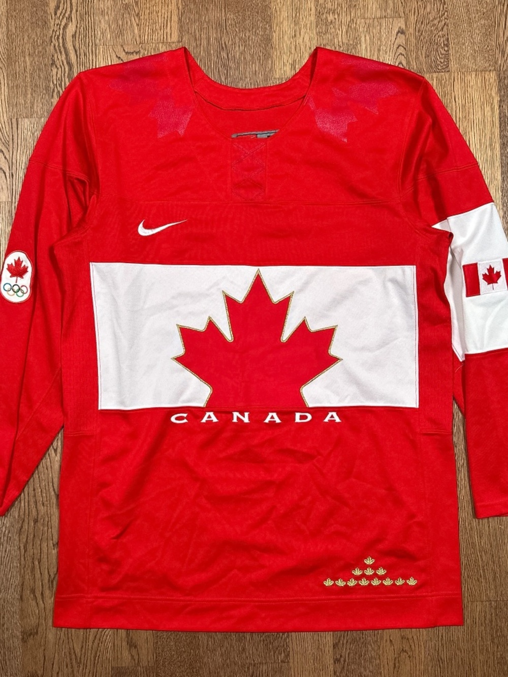 Nike Team Canada 2014 IIHF Sochi Winter Olympics Hockey Jersey Mens Medium